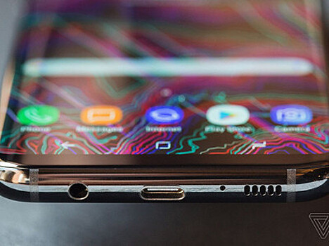 Смартфоны Samsung и LG будут согнуты по четырем сторонам
