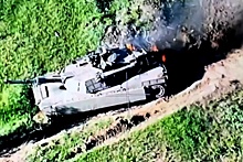 Повреждения пораженного 2-го мая M1A1SA Abrams показали крупным планом