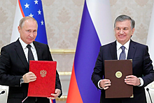 Путин наградил президента Узбекистана за дружбу с Россией