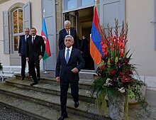 Встреча Саргсян-Алиев завершилась: президент Армении уехал в посольство