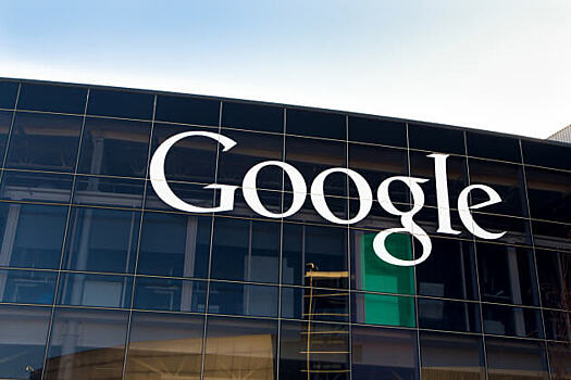 Пушков считает политически мотивированным иск Google к Роскомнадзору