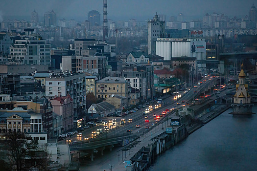 Киевлянам отказались назвать сроки восстановления электроснабжения