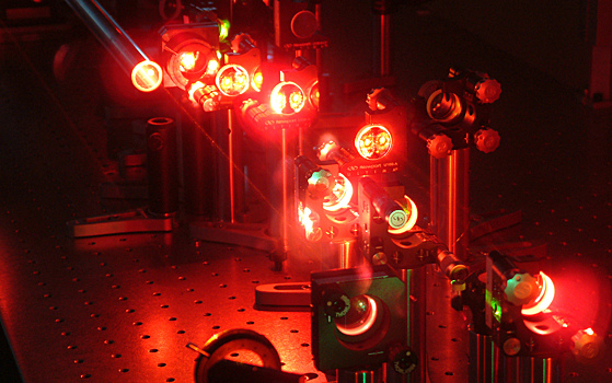 Физики изменили фазу вещества при помощи лазера