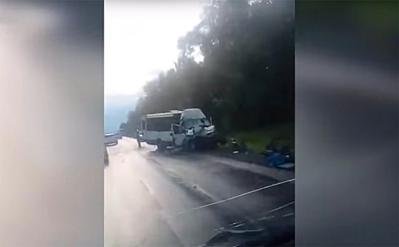 «Водитель жаловался на усталость»: после ДТП с двумя жертвами под Ашой возбудили уголовное дело