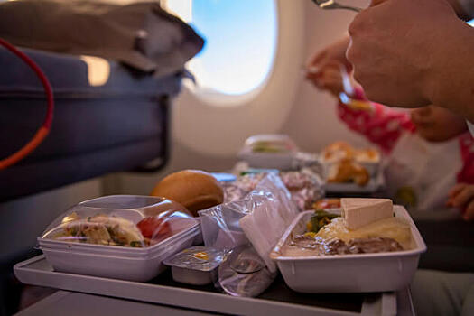 «Азбука вкуса» занялась производством готовой еды для авиакомпаний