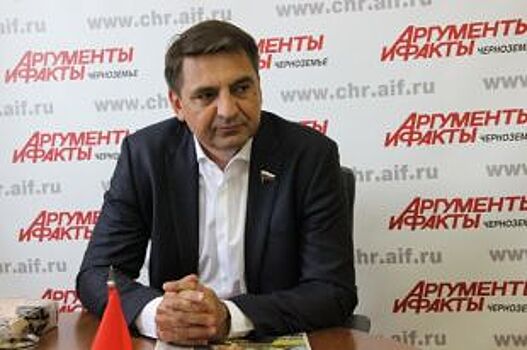 Андрей Марков: «Половину проблем можно решить, сократив чиновников»