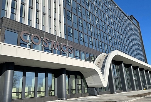 В Омске прокуратура запретила строительство рядом с отелем Cosmos