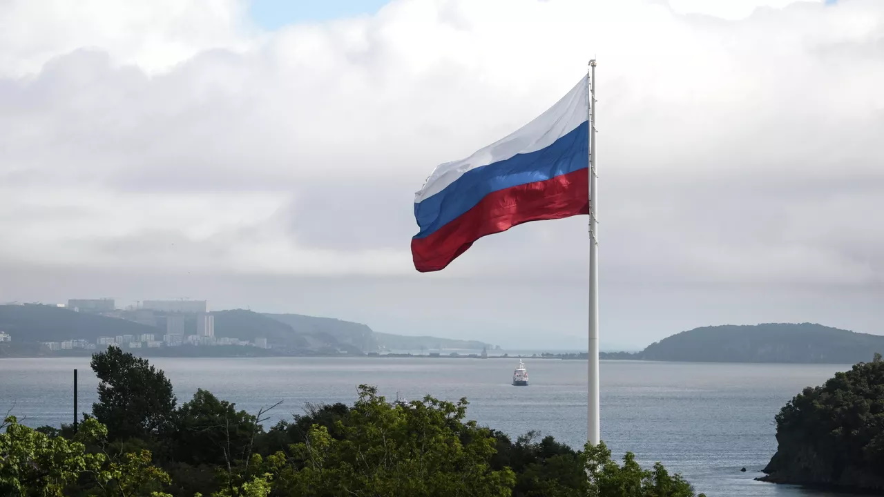 Заявки о переезде в Россию подали 12,5 тысячи соотечественников