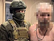 Раскрыт привозивший форму курсантам российских военных вузов фанат фюрера