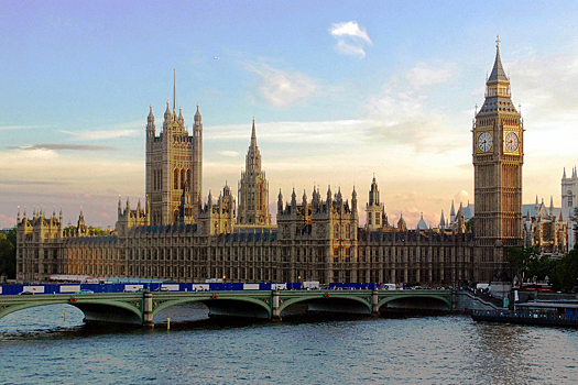 Парламент Великобритании начал расследование выгодных арендных сделок среди членов королевской семьи