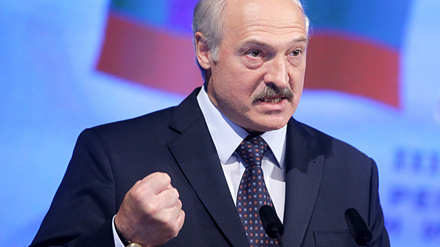 Лукашенко обвинил Россию в нарушении договора о границе