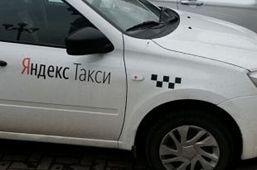 Такси с пассажиром обстреляли в Новосибирске