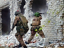 Российские военные выдавливают противника из городских кварталов Красноармейска