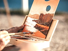 Экспозиции известных галерей и молодых художников: выставка "Арт.Молодость" на фестивале "Таврида.АРТ"