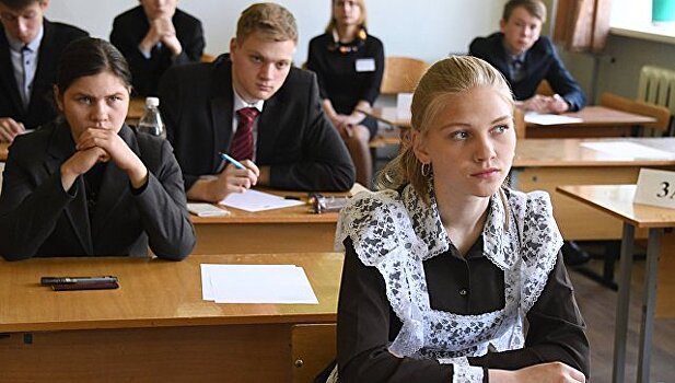 В Подмосковье многодетные семьи получат три тысячи рублей на школьную форму