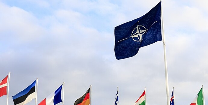 Глава МИД Турции заявил о вере в будущее НАТО