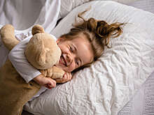 Врач рассказала, как часто нужно стирать детские игрушки