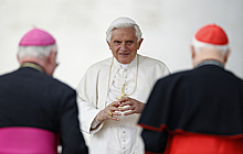 Покушение на непогрешимость: в чем подозревают бывшего Папу Бенедикта XVI