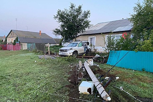 В Челябинской области задержали автомобилиста, сбившего двух молодых пешеходов на обочине