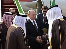 На рукопожатие к Путину собралась очередь