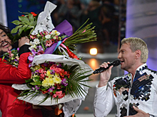 Глава ФПБК призвал российских артистов отказаться от новогодних корпоративов: «Это аморально!»