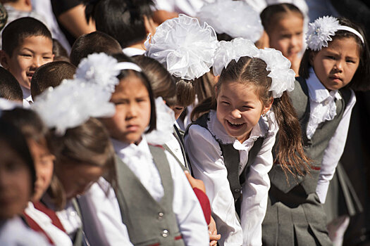 В Киргизии построят девять школ с преподаванием на русском