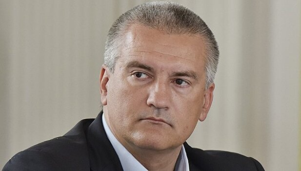 Перепутали адресатов: Аксенов ответил на приглашение в Киев от ГПУ