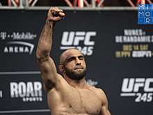 Омари Ахмедов побил рекорд в UFC среди россиян