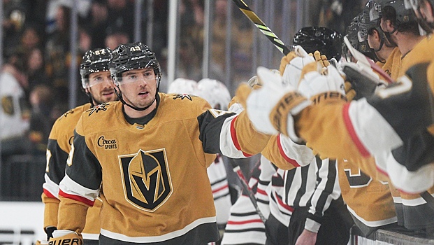 Гол и передача Барбашева помогли «Вегасу» обыграть «Чикаго»