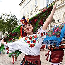 В мире прекрасного: О «расцвете» национальной культуры