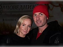 Роман Костомаров и Оксана Домнина посетили светское мероприятие