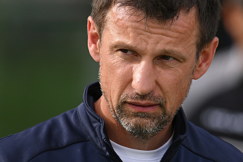 Главный тренер ФК «Зенит» Сергей Семак в матче Зимнего кубка РПЛ по футболу между ФК «Ростов» (Россия, Ростов-на-Дону) и ФК «Зенит» (Россия, Санкт-Петербург), 2025 год