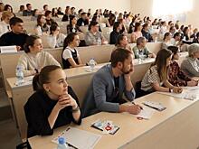 Тотальный диктант во Владивостоке читал Евгений Водолазкин