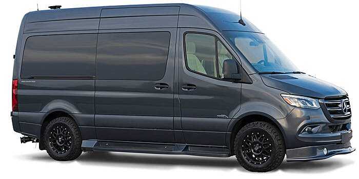 Mercedes-Benz Sprinter преобразовали в дом на колесах