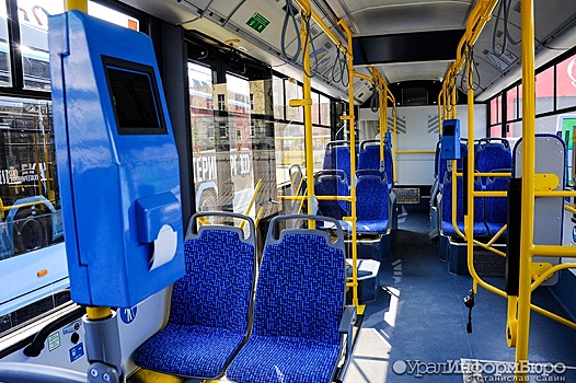 Из частных автобусов Екатеринбурга исчезнут кондукторы