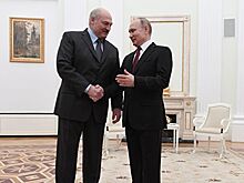 Лукашенко привез Путину четыре мешка подарков