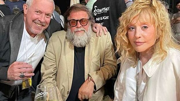 Гребенщикову пришлось извиняться за слова о группе "Кино" и Цое