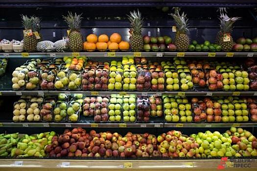 На продажу в Киров поступили 46 тонн опасных фруктов
