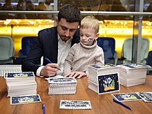 Более 1 тыс поздравительных открыток отправили с матча КХЛ «Динамо» – «Сочи» в Москве