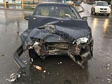 В Самаре грузовик ГАЗ протаранил ВАЗ-21150 с женщиной за рулём