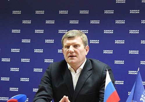 Губернатор Волгоградской области обещал экс-депутату Олегу Савченко место в Совете Федерации?