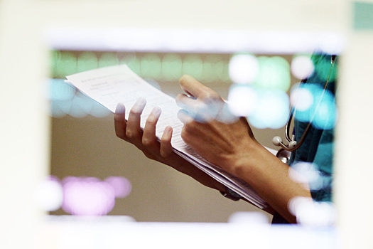 В российском городе задержаны руководитель больницы и его дочь