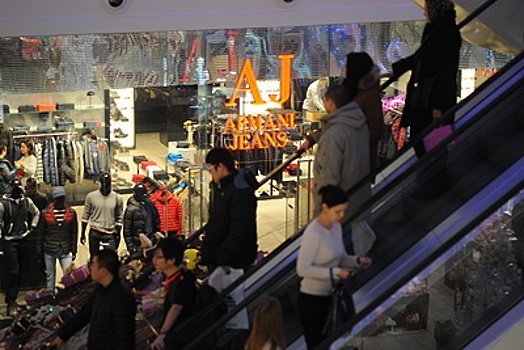 Посещаемость в российских торговых центрах упала на 10–15% из‑за коронавируса