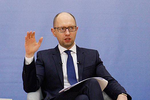 Яценюк анонсировал расширение антироссийских санкций