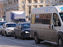 В Челябинске увеличили число маршруток, на которых действует льготный проезд