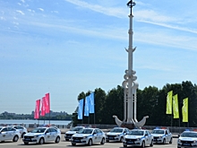 В Воронеже полицейским вручили ключи от 30 новых служебных автомобилей