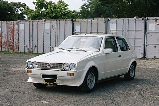 Один из всего двух Sbarro Super Five продают в США