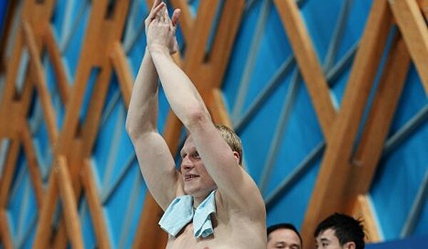 Захаров завоевал серебро в прыжках в воду с 3-метрового трамплина