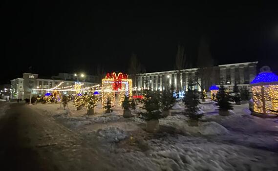 В Курске платную парковку на Красной площади перекрыли до 19 января