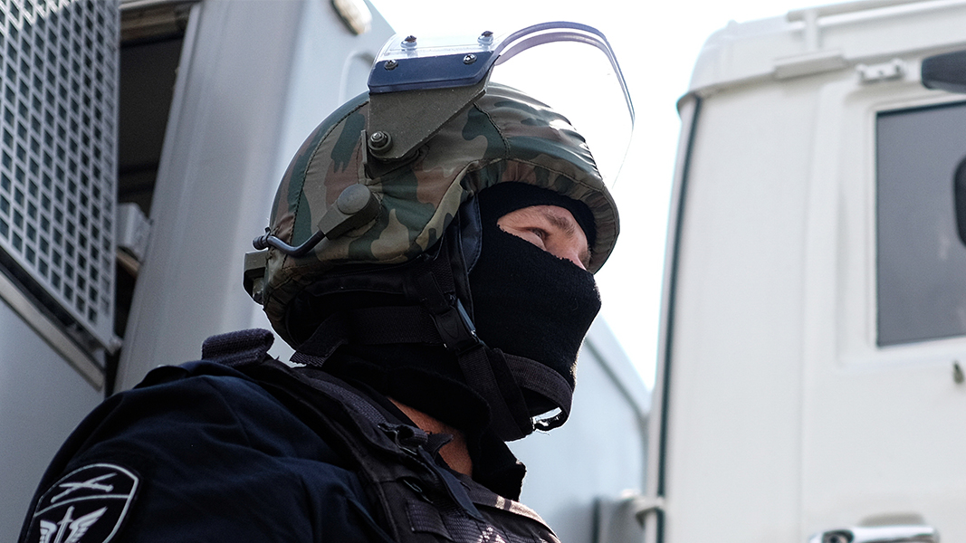 В квартиру российского политика пришли с обысками